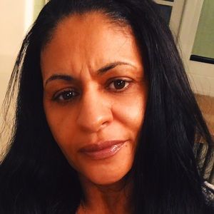 Meet your Posher, Monica